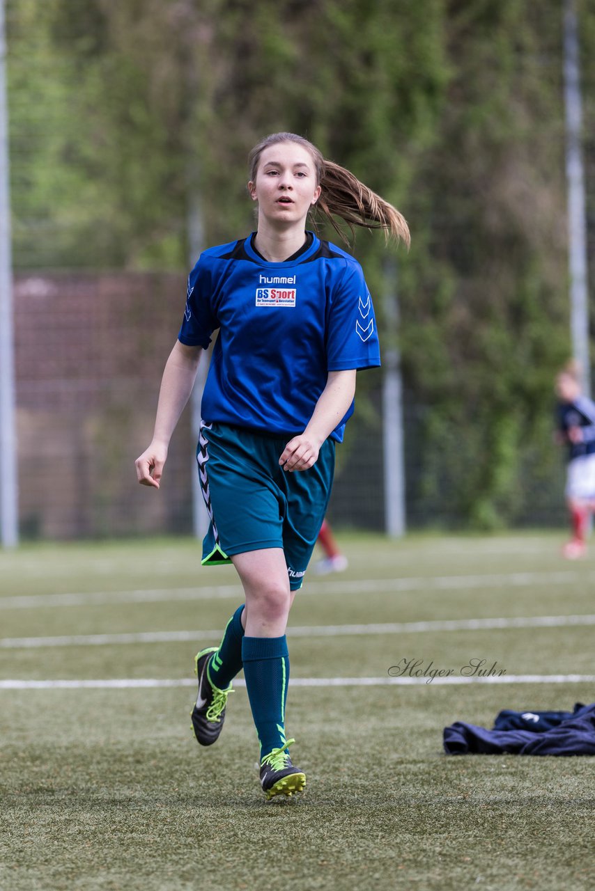 Bild 96 - B-Juniorinnen Pokalfinale VfL Oldesloe - Holstein Kiel : Ergebnis: 0:6